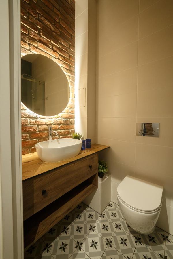 Apartamento Центр Львова Вул Личаківська 5 Площа Ринок 2 Кімнати Ізольовані Exterior foto