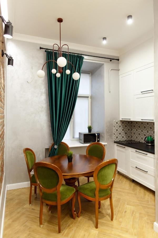 Apartamento Центр Львова Вул Личаківська 5 Площа Ринок 2 Кімнати Ізольовані Exterior foto