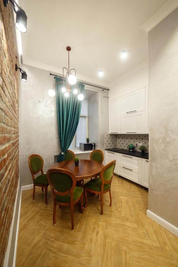 Apartamento Центр Львова Вул Личаківська 5 Площа Ринок 2 Кімнати Ізольовані Exterior foto