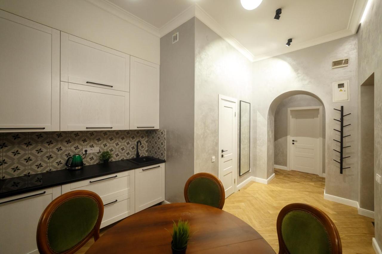Apartamento Центр Львова Вул Личаківська 5 Площа Ринок 2 Кімнати Ізольовані Exterior foto
